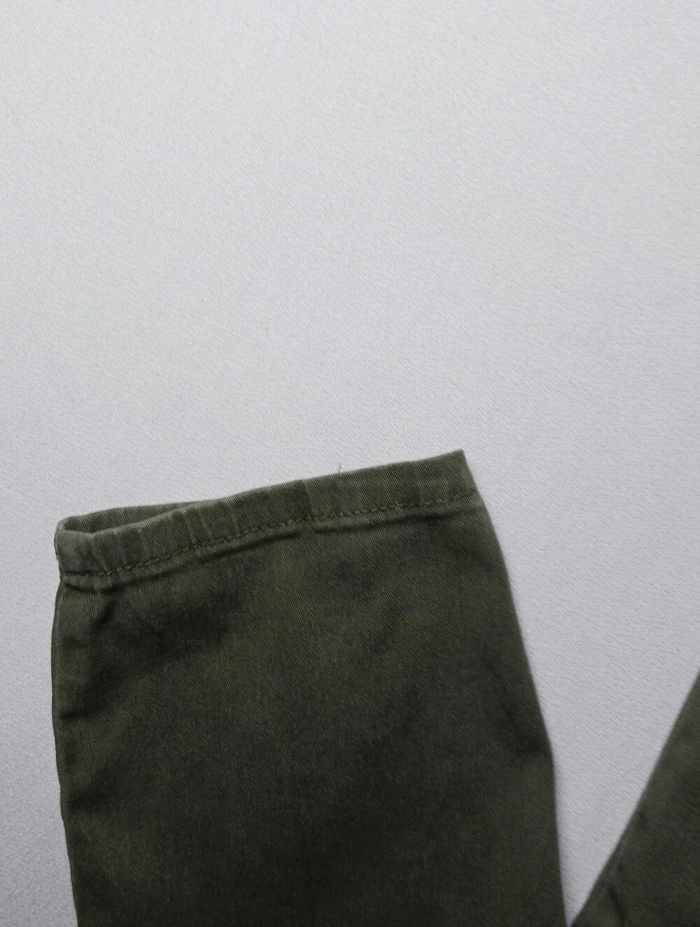 American Bazi casual olive